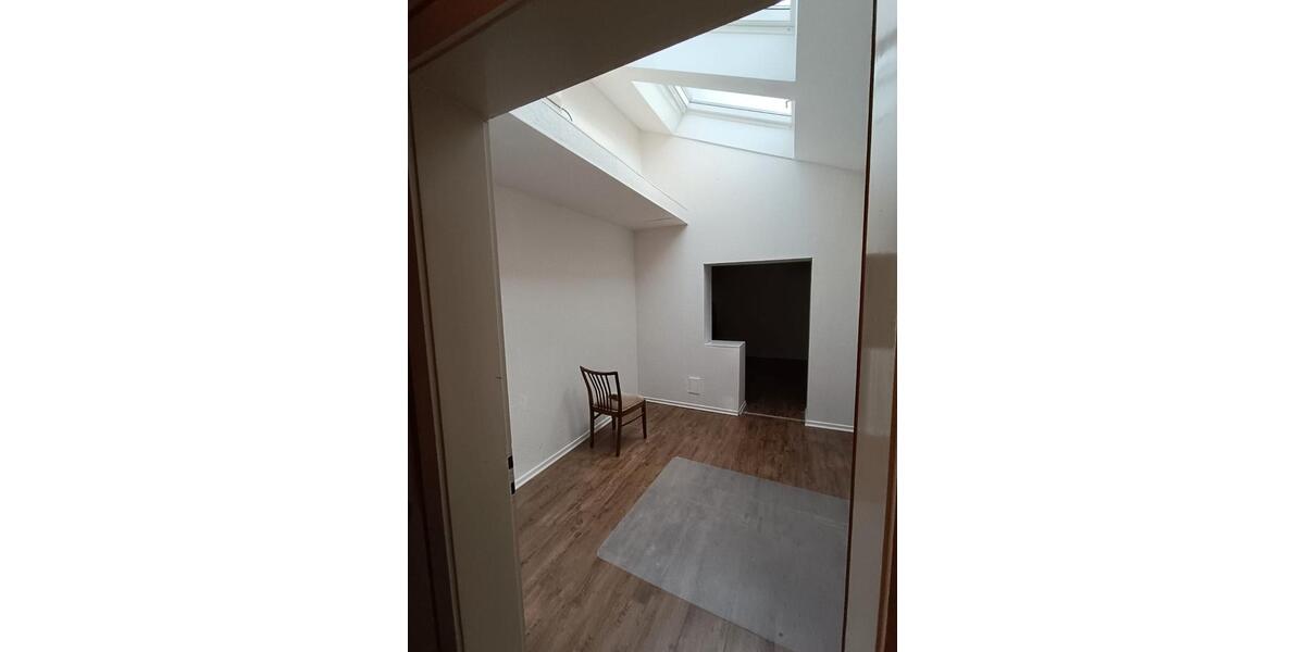 Reihenhaus Düren Mariaweiler-Hoven - 5 Zimmer, 113 m&sup2;, 299.000&euro; | Angebot:27081708
