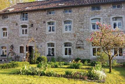 Historisches Zwei- bis Dreifamilienhaus 