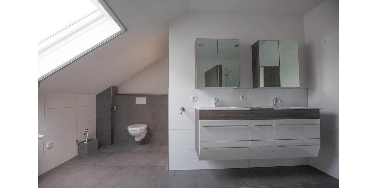 Reihenhaus Inden - 12 Zimmer, 280 m&sup2;, 349.900&euro; | Angebot:25540814