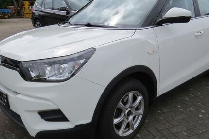 SsangYong Tivoli 115.523 km 6.900 &euro; Übach-Palenberg 52531