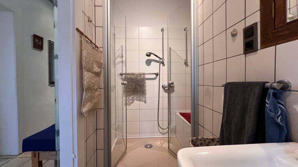Etagenwohnung Stolberg (Rheinland) Büsbach - 2 Zimmer, 78 m&sup2;, 145.000&euro; | Angebot:26192123