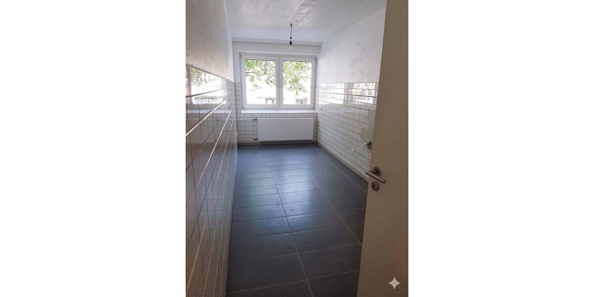 Etagenwohnung Aachen Aachen-Mitte - 2 Zimmer, 65 m&sup2;, 718&euro; | Angebot:26877568
