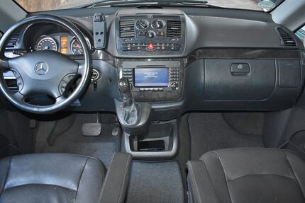 Mercedes-Benz Viano 212.000 km 8.990 &euro; Düren 52351