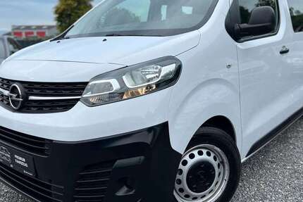 Opel Vivaro 182.021 km 17.590 € Stolberg 52222