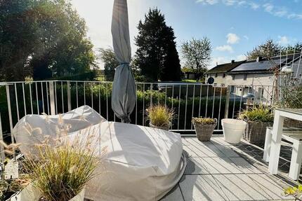 Wunderschöne helle Wohnung mit großem Balkon * WormWildnis * zimmer