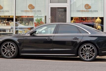 Audi A8 68.612 km 35.900 € Baesweiler 52499