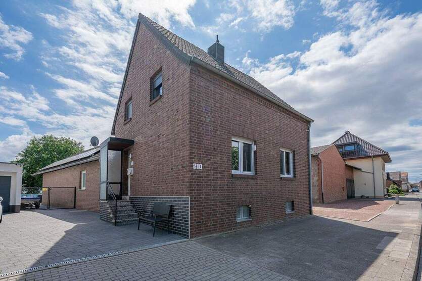 Ein Haus mit Haltung, Weitblick - und Platz für das Wesentliche
