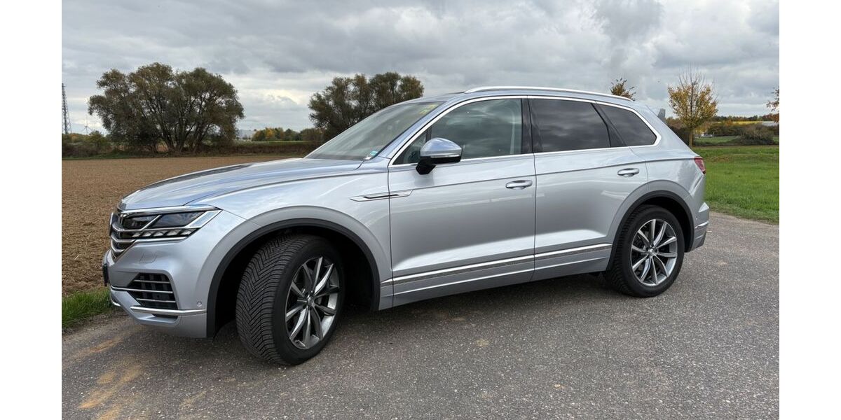VW Touareg 54.000 km 41.499 € Eschweiler 52249