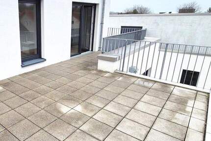 Genießen Sie das Wohnen mit Dachterrasse & Fernblick! 2 Zimmer, Einbauküche + Aufzug + TG-Platz 2 zimmer