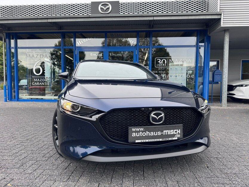 Mazda 3 1.500 km 25.990 € Übach-Palenberg 52531