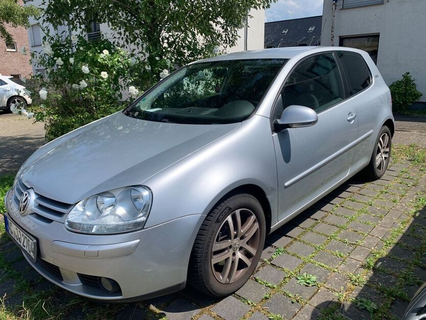 VW Golf 120.000 km 4.500 € Aachen 52078