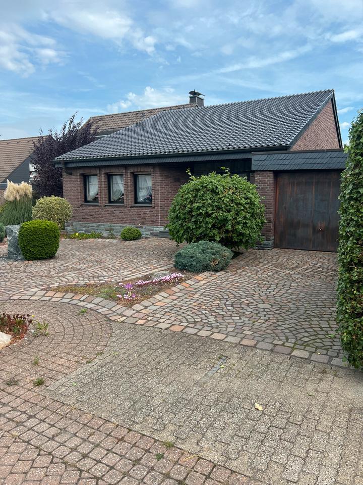 Einfamilienhaus mit Garage in ruhiger zentraler Lage in Stolberg zimmer