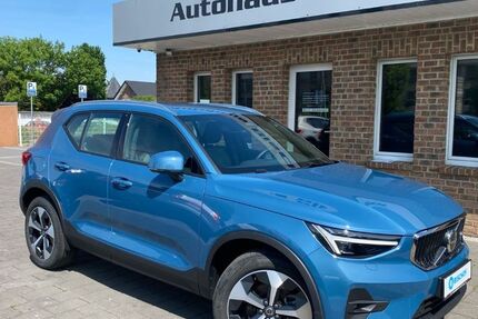 Volvo XC40 12.841 km 32.690 € Übach-Palenberg 52531