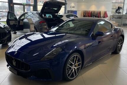 Maserati Granturismo 11.500 km 158.900 € Eschweiler 52249