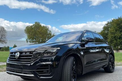 VW Touareg 13.876 km 55.000 € Langerwehe 52379