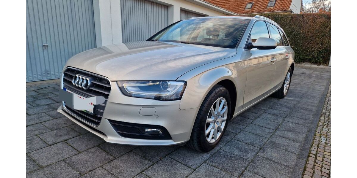 Audi A4 200.000 km 11.500 &euro; Eschweiler 52249