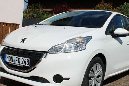 Peugeot 208 87.200 km 6.000 &euro; Simmerath 52152