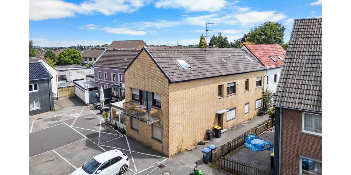 Herzogenrath - Zweifamilienhaus vielseitig nutzbar 6 zimmer
