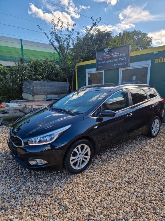 Kia Andere 152.000 km 5.950 € Düren 52349