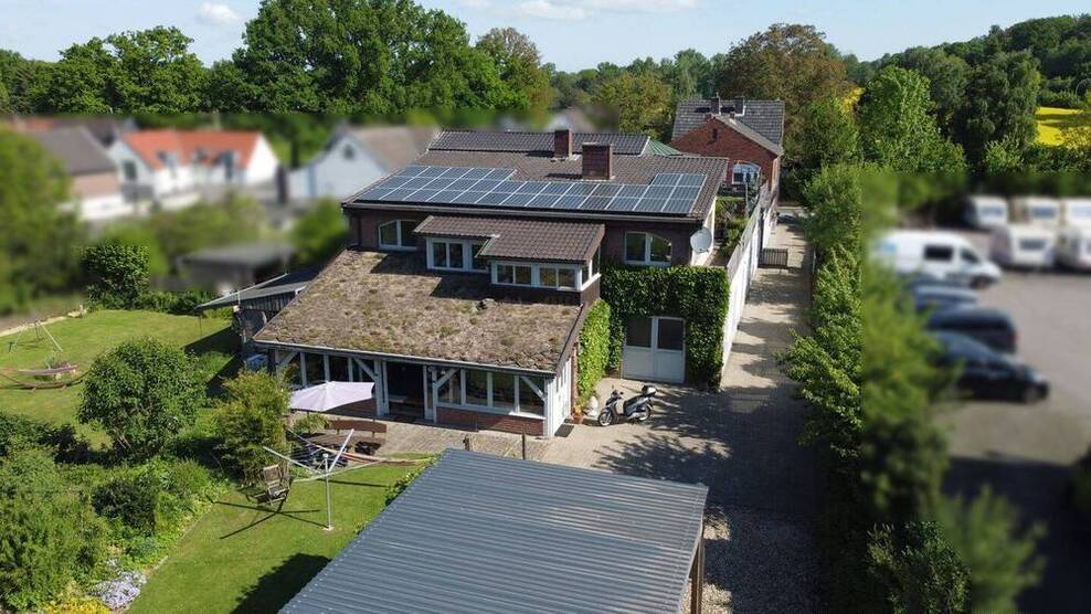 Attraktives Wohn- und Geschäftshaus mit 4 Wohn- und 2 Gewerbeeinheiten in idyllischer Lage