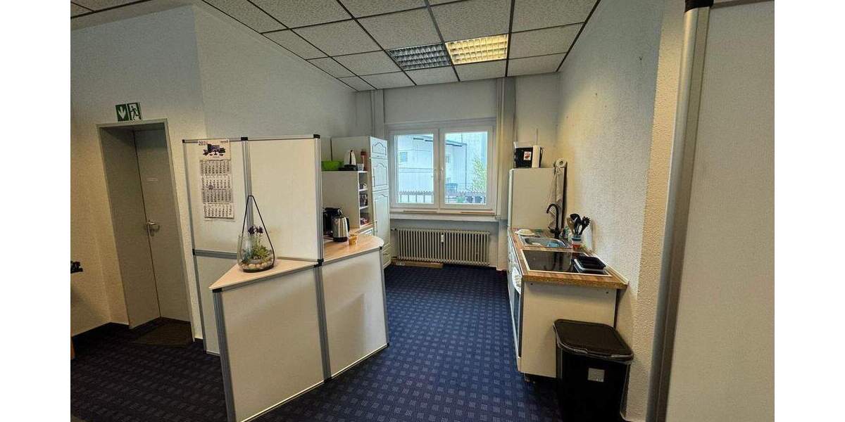 !GÜNSTIGER ALS MIETEN! Büro o. Ladenlokal am Zinkhütter Hof 2 zimmer