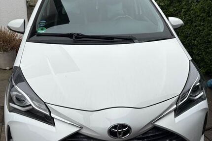 Toyota Yaris 62.069 km 11.500 &euro; Alsdorf 52477