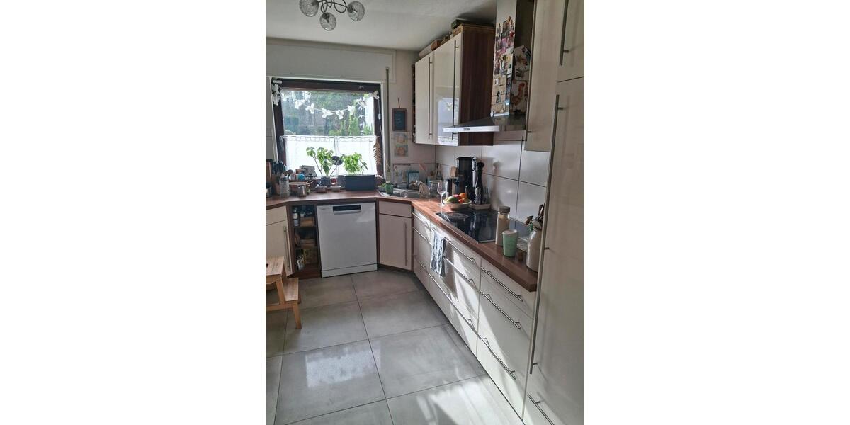 Erdgeschoßwohnung Aachen Aachen-Mitte - 3 Zimmer, 130 m&sup2;, 1.590&euro; | Angebot:25284281