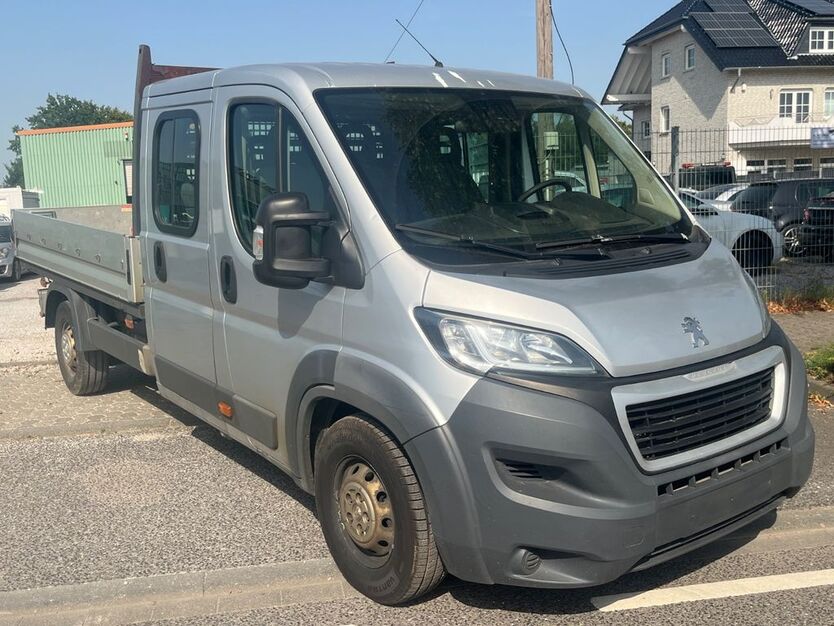 Peugeot Boxer 217.000 km 9.980 € Düren 52351