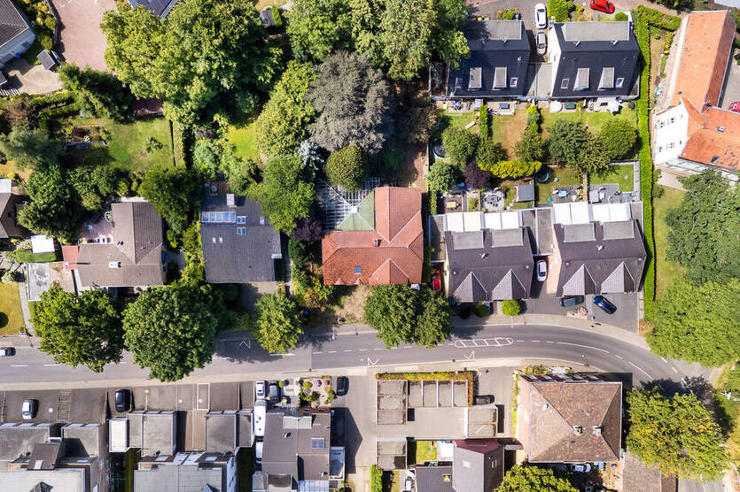 Herzogenrath - Sanierungsjuwel: Vom Zweifamilien- zum Vierfamilienhaus! 12 zimmer