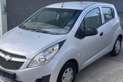 Chevrolet Spark 125.000 km 2.700 &euro; Aachen 52070