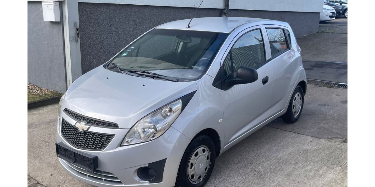 Chevrolet Spark 125.000 km 2.700 &euro; Aachen 52070