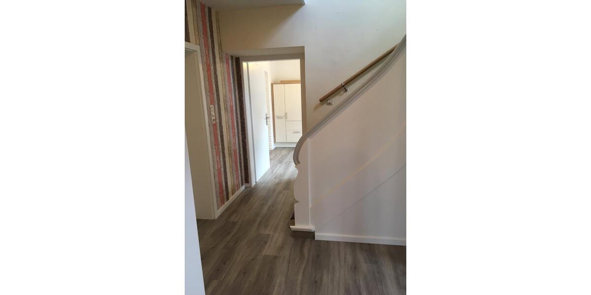 Einfamilienhaus Stolberg (Rhld.) Gressenich - 5 Zimmer, 140 m&sup2;, 1.075&euro; | Angebot:26229003