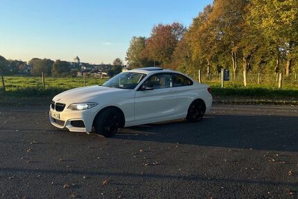 BMW 220