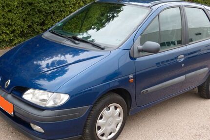 Renault Scenic 135.571 km 1.800 € Geilenkirchen 52511