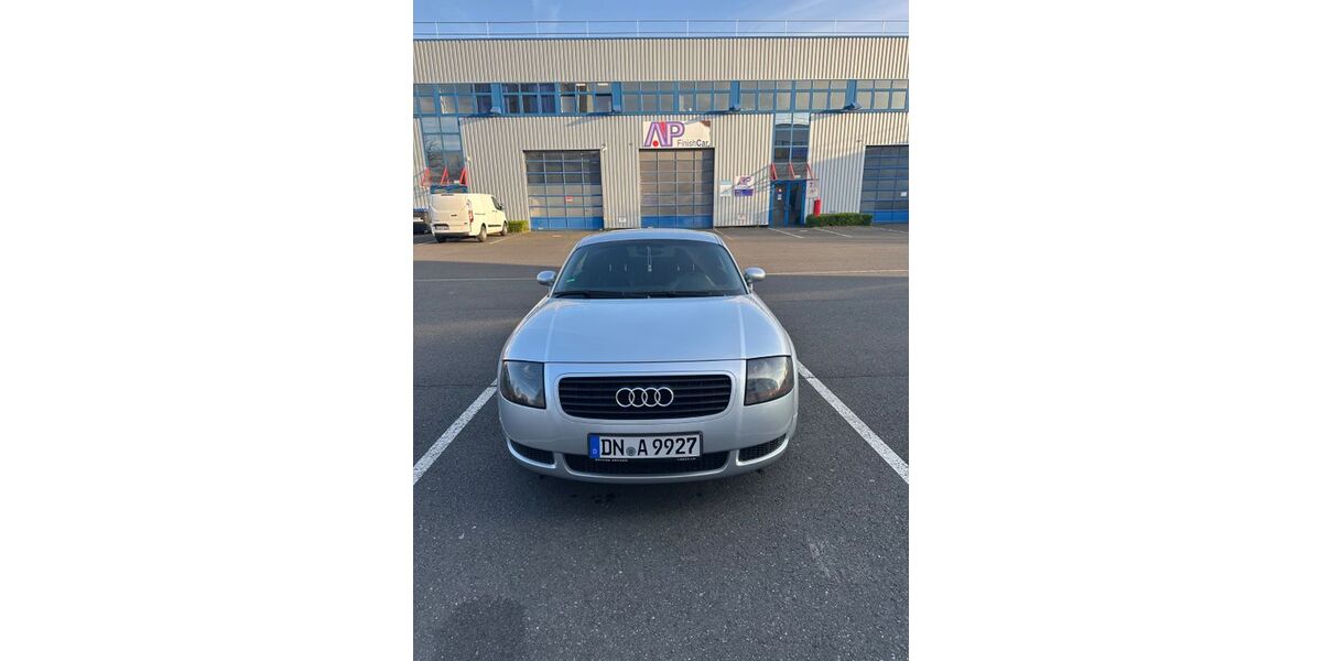 Audi TT 285.000 km 2.800 &euro; Düren 52355
