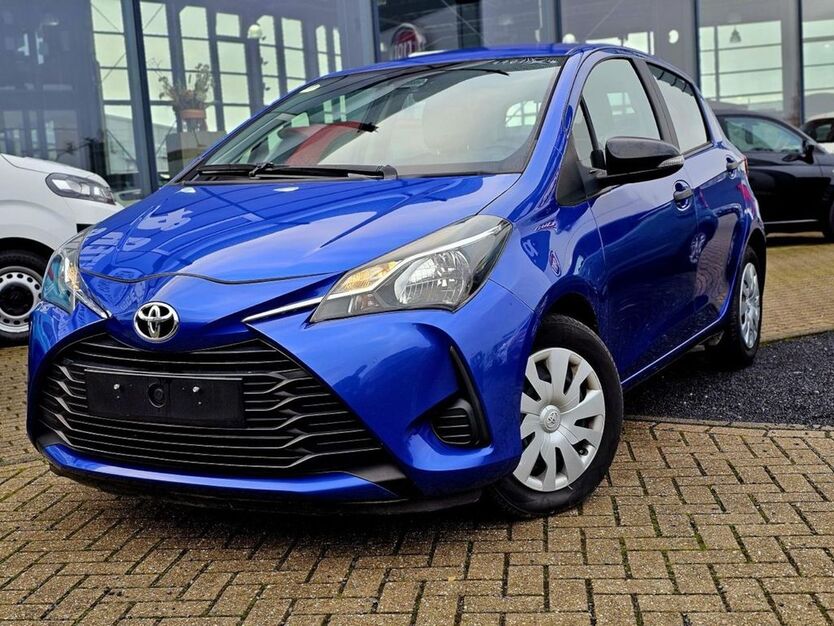 Toyota Yaris 71.913 km 10.790 € Düren 52351