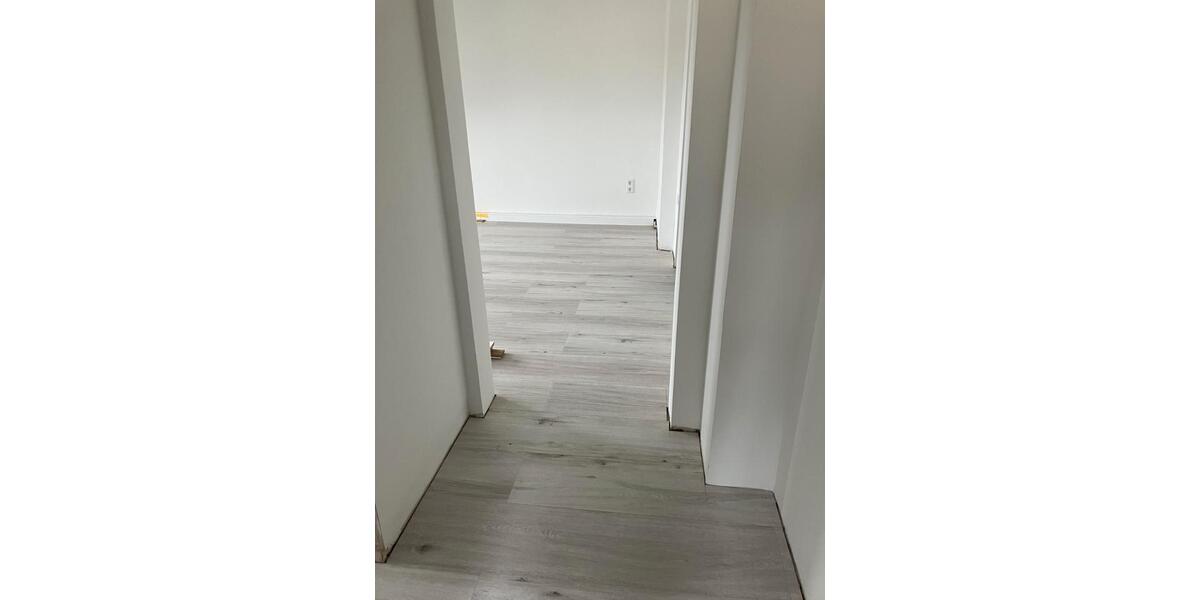 Dachgeschoßwohnung Stolberg (Rheinland) - 2 Zimmer, 45 m&sup2;, 400&euro; | Angebot:26446410