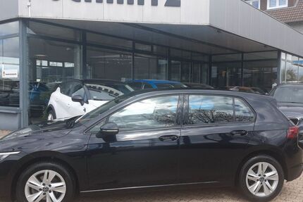VW Golf 35.700 km 17.690 &euro; Monschau (bei Aachen) 52156