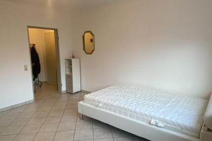 Schöne 1-Zimmer Wohnung in Top Lage direkt neben RWTH + Westbhf