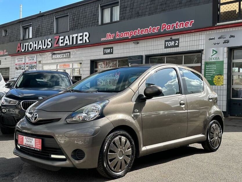 Aygo (X)
