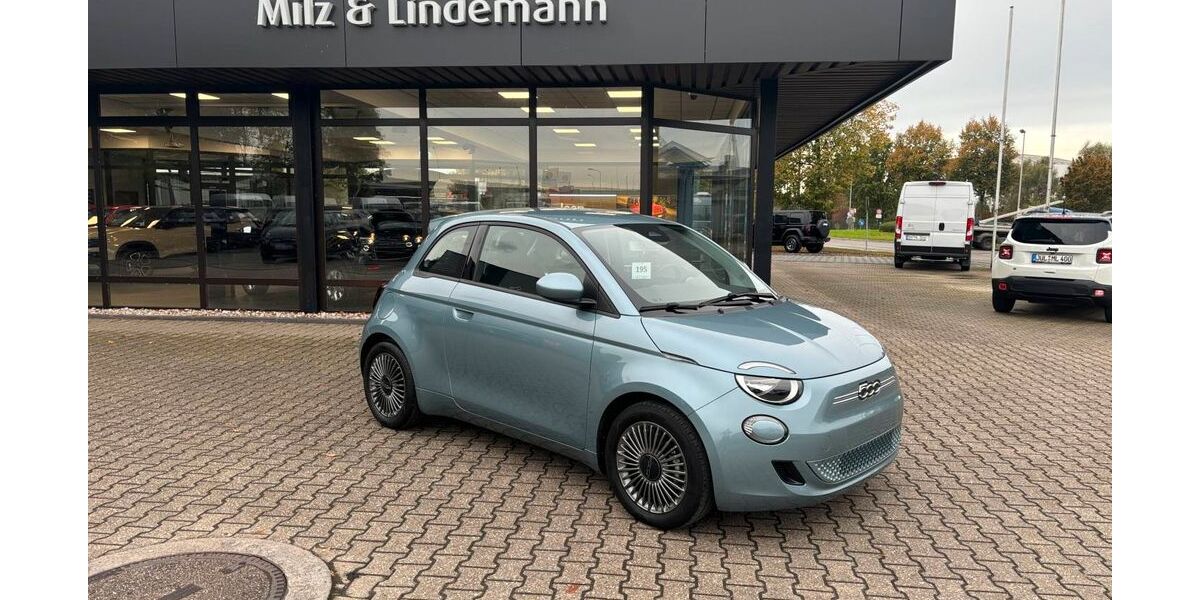 Fiat 500e 42.120 km 15.400 € Jülich 52428