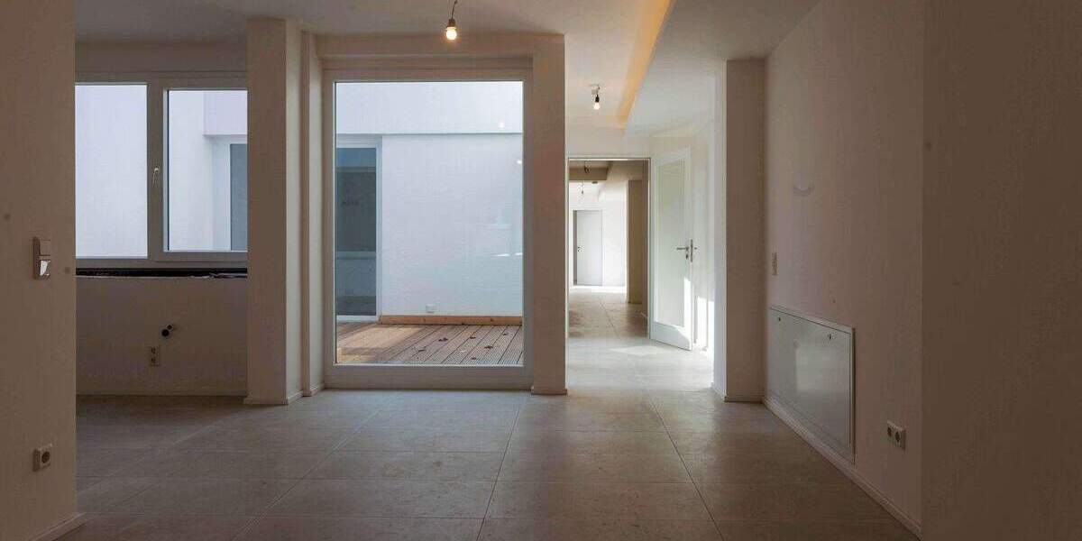 Etagenwohnung Aachen Aachen-Mitte - 3 Zimmer, 142 m&sup2;, 1.550&euro; | Angebot:25697839