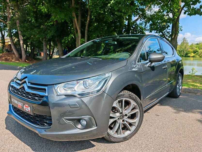 DS4