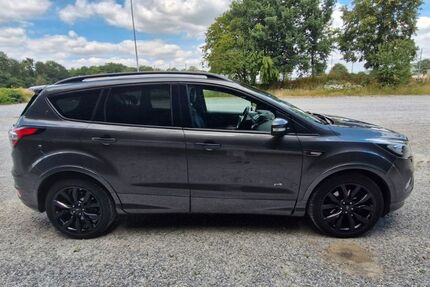 Ford Kuga 163.000 km 11.450 &euro; Jülich 52428