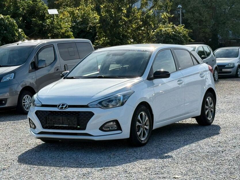 Hyundai i20 69.616 km 11.190 € Düren 52351
