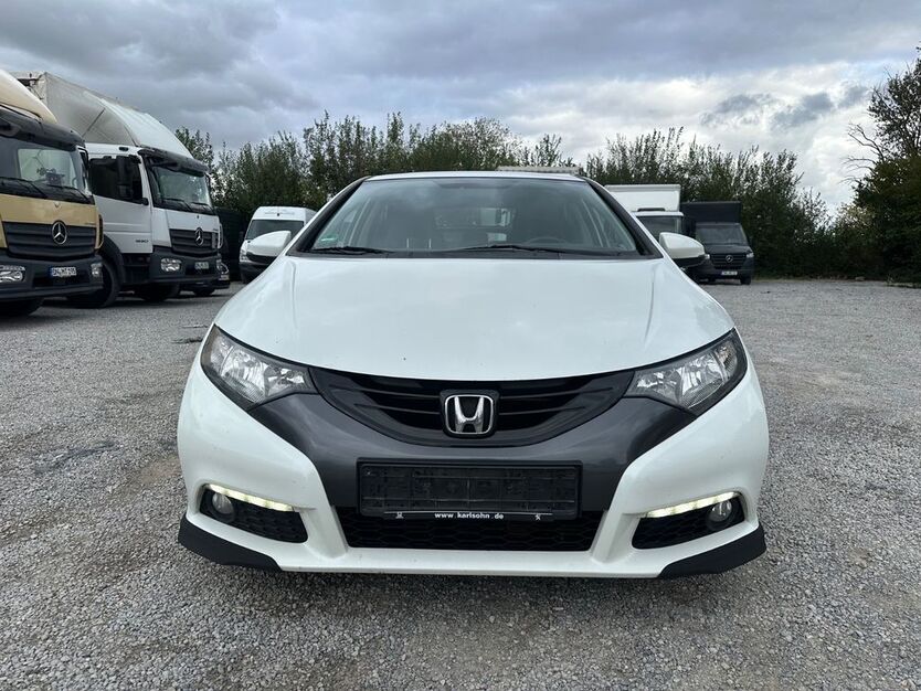 Honda Civic 245.690 km 5.200 € Düren 52351
