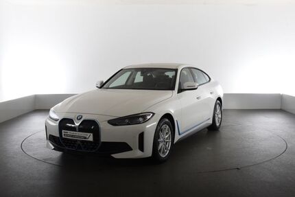 BMW i4 74.244 km 32.220 &euro; Aachen 52078