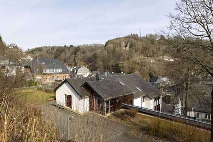 Haus Monschau Mützenich - 12 Zimmer, 627 m&sup2;, 450.000&euro; | Angebot:26543244