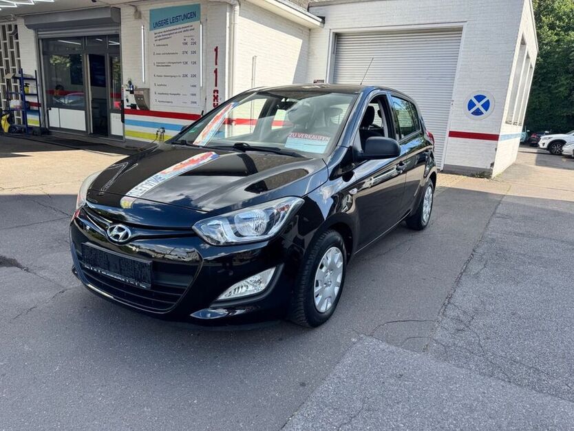 i20