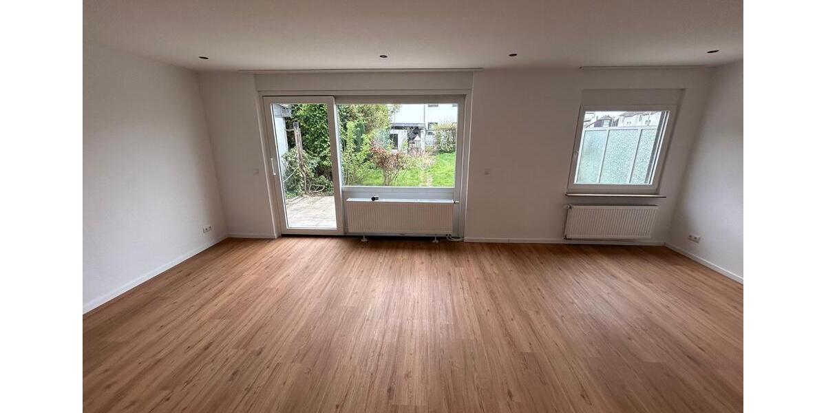 Reihenhaus Langerwehe - 4.5 Zimmer, 105 m&sup2;, 1.490&euro; | Angebot:26055923